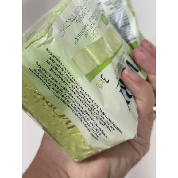 2 Packs Ivory‎ ALOE Soap Bar 3.17oz by P&G 3 Bars Per Pk With Aloe 6 bars Total - Picture 4 of 5